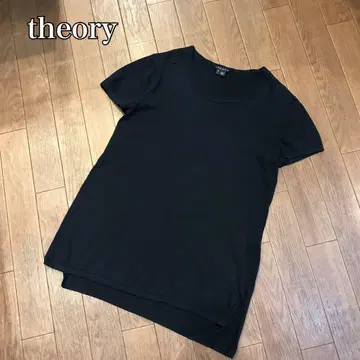 theory 띠어리 사이드 슬릿 상의 얇은 소재의 썸머 니트