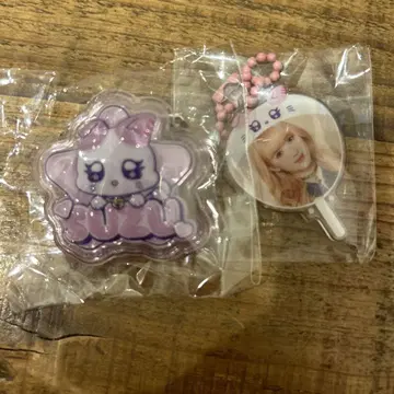 야마모토 스즈 캡슐 토이 미니 부채 명찰