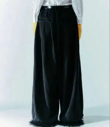 미사용품 DINOWORKS Egg Trousers "BLACK