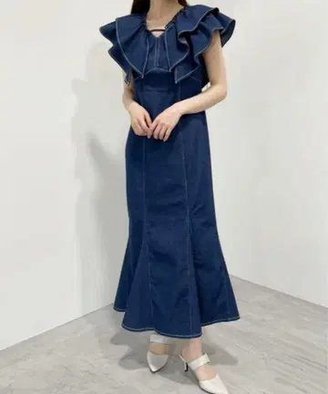 LILLIAN CARAT 프릴 데님 원피스
