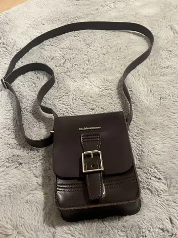 Dr.Martens BOX CROSSBODY BAG 브라운