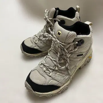 새상품급 초레어 23.0cm 모아브2 머렐 40주년 기념 모델 머렐