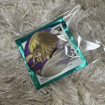 BLEACH WORLD 히라코 마코 캔뱃지