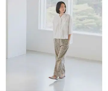 북유럽 생활용품점 누벨 드 파라디 / 꽃무늬 이지 팬츠 아이보리