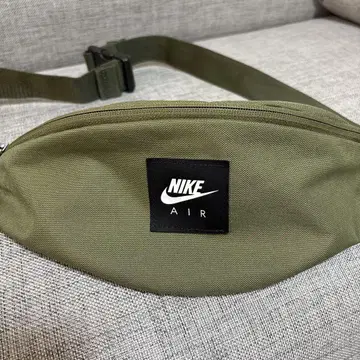 NIKE AIR 바디백 올리브 그린