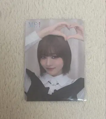 THIS IS ME:I 이이다 시오츠키 회장 한정판 CD 트레이딩 카드