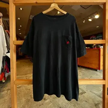 00's 빈티지 디즈니 미키 원포인트 자수 포켓 티셔츠