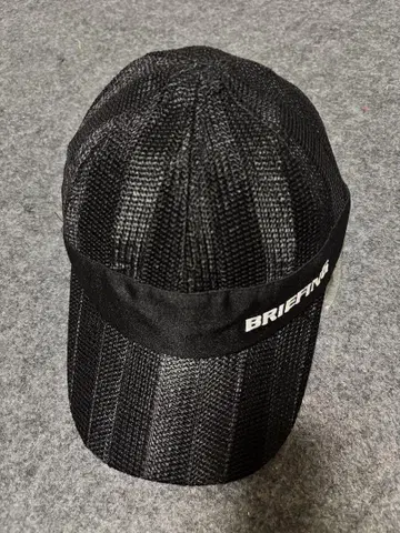 이번 시즌 신상 남성용 스트로 캡 검정색