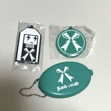 BAND-MAID 코인 케이스와 스트랩 2세트