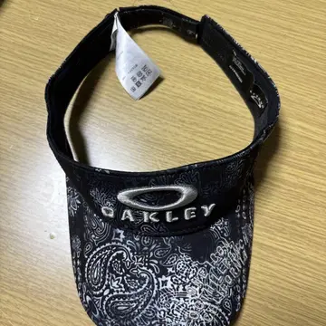 OAKLEY 반다나 패턴 캡 블랙