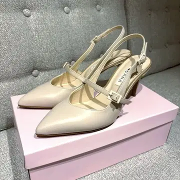 새상품 다이애나 백리스 펌프스 23cm 스트랩 뮬