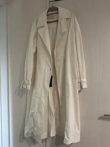 JEANASIS 화이트 롱 코트