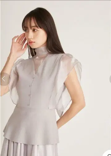 snidel 상의 시어 보타이 페플럼 니트 풀오버