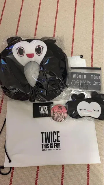 TWICE This is for 업그레이드 혜택