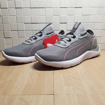 [ 새상품 배송비 포함 ] 푸마 PUMA SOFTRIDE REMI 펨