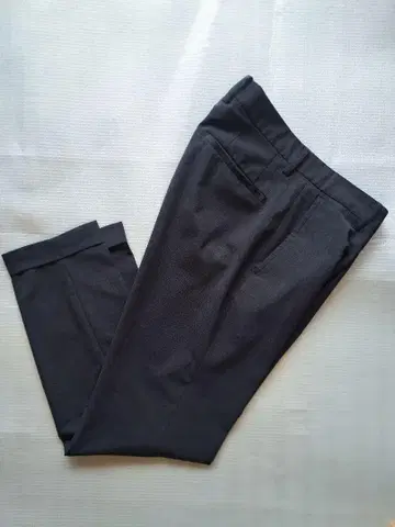 [에디피스] 다크 그레이 슬랙스 테이퍼드 핏