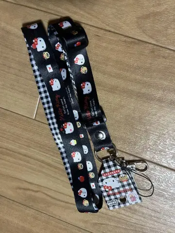 헬로키티 스트랩 키링