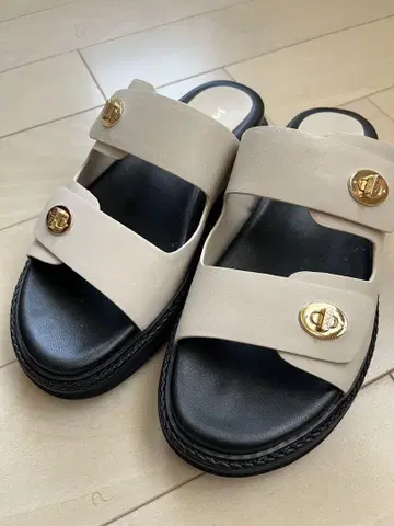 J&MDavidson 샌들