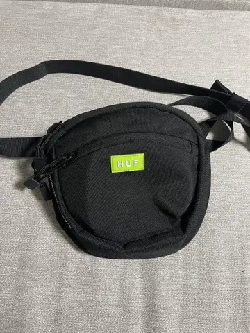 HUF 블랙 숄더백