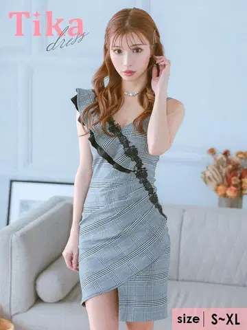 Tika 택 새상품 체크 무늬 프릴 타이트 드레스 XL