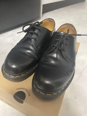 새상품급 Dr.Martens 닥터마틴