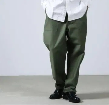 CIOTA 시오타 수빈 코튼 백 새틴 베이커 팬츠