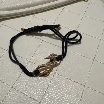 블랙 스와로브스키 스톤 장식 팔찌
