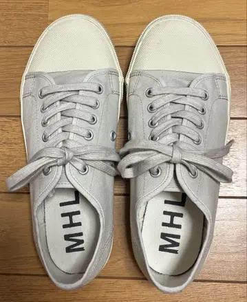 MHL 스니커즈 24.0 일본제