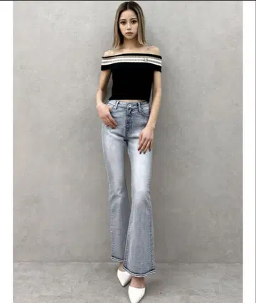 하이 웨스트 BASIC 플레어 데님 팬츠