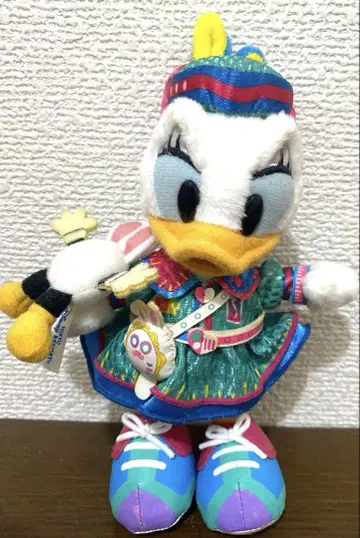 도쿄 디즈니랜드 봉제 인형 배지 데이지 부활절 한정판 의상 2019