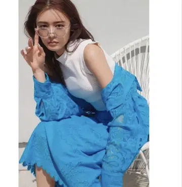 릴리 브라운 파랑 레이스 스커트 셋업