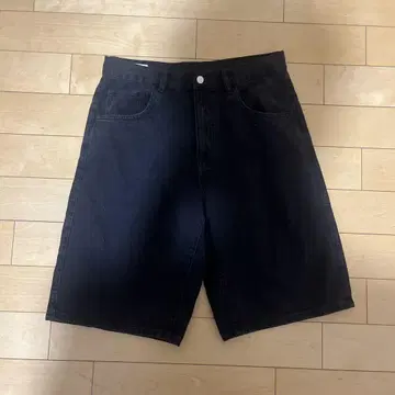ZARA 배기 쇼츠 블랙 EUR 42