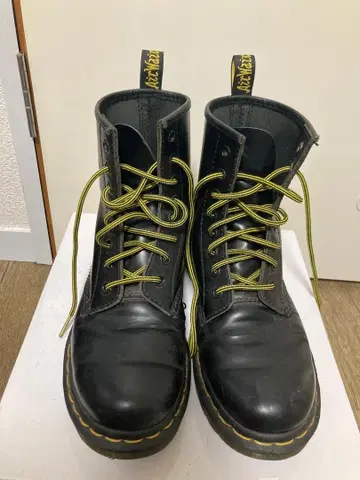 [ 새상품급 ] 닥터마틴 Dr.Martens 1460 8홀 부츠