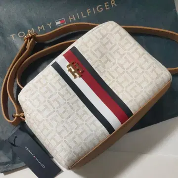 TOMMY HILFIGER 타미힐피거 숄더백 #104