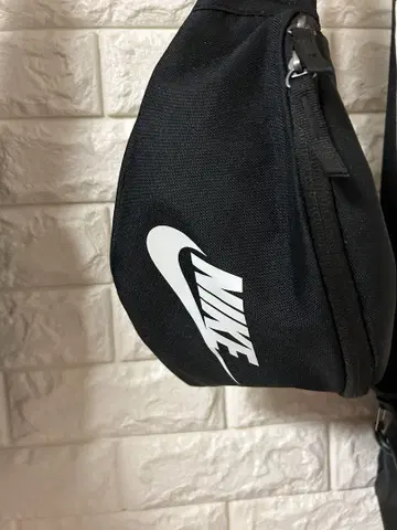 Nike 바디백 블랙
