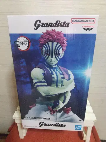 Grandista 귀멸의 칼날 아카자 피규어