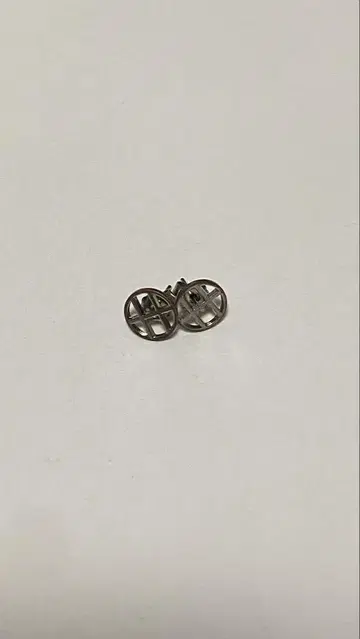메쉬 디자인 원형 귀걸이 (양쪽 귀)