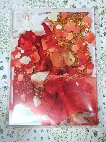 와다 아루코 전시회 글리터 아크릴 블록 네로