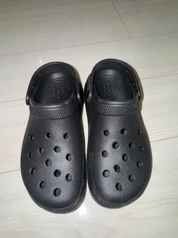 블랙 crocs 크러쉬 크로그