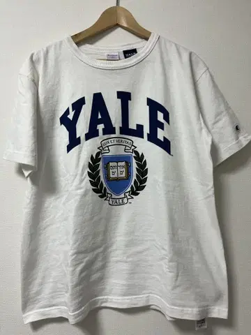 챔피온 Yale 프린트 티셔츠 화이트
