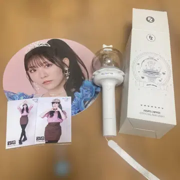 FRUITS ZIPPER 묶음 판매 응원봉 생사진 부채 마나카 마나
