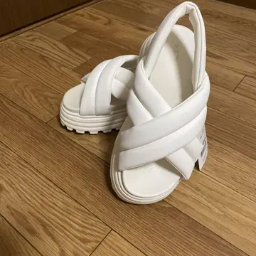 화이트 스포츠 샌들 S/M/L