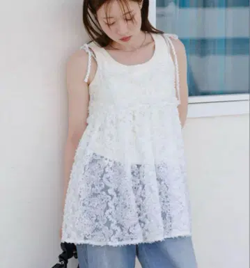 Kastane 웨이브 자수 튤 튜닉 아이보리