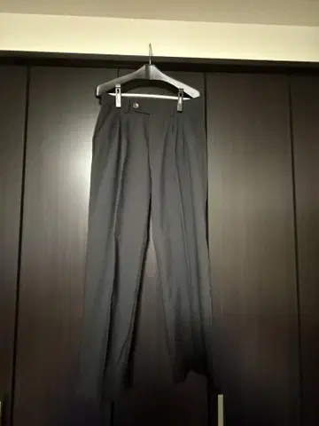 블랙 슬랙스