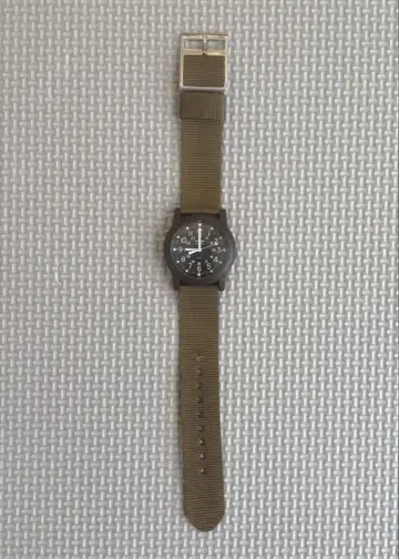 Timex 캠퍼 아날로그 시계 방수 나일론 스트랩