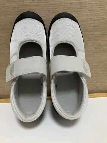 실버 (그레이) 벨크로 테이프 슬립온 스니커즈