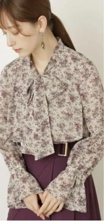 JILLSTUART 컬 플라워 블라우스 S