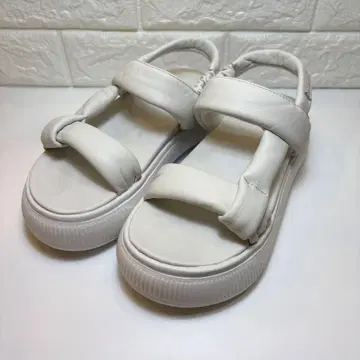 (새상품급) PUMA 마유 화이트 샌들