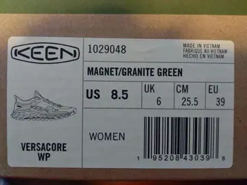 KEEN 스니커즈
