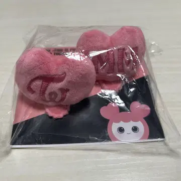 TWICE 허벅지 헤어핀